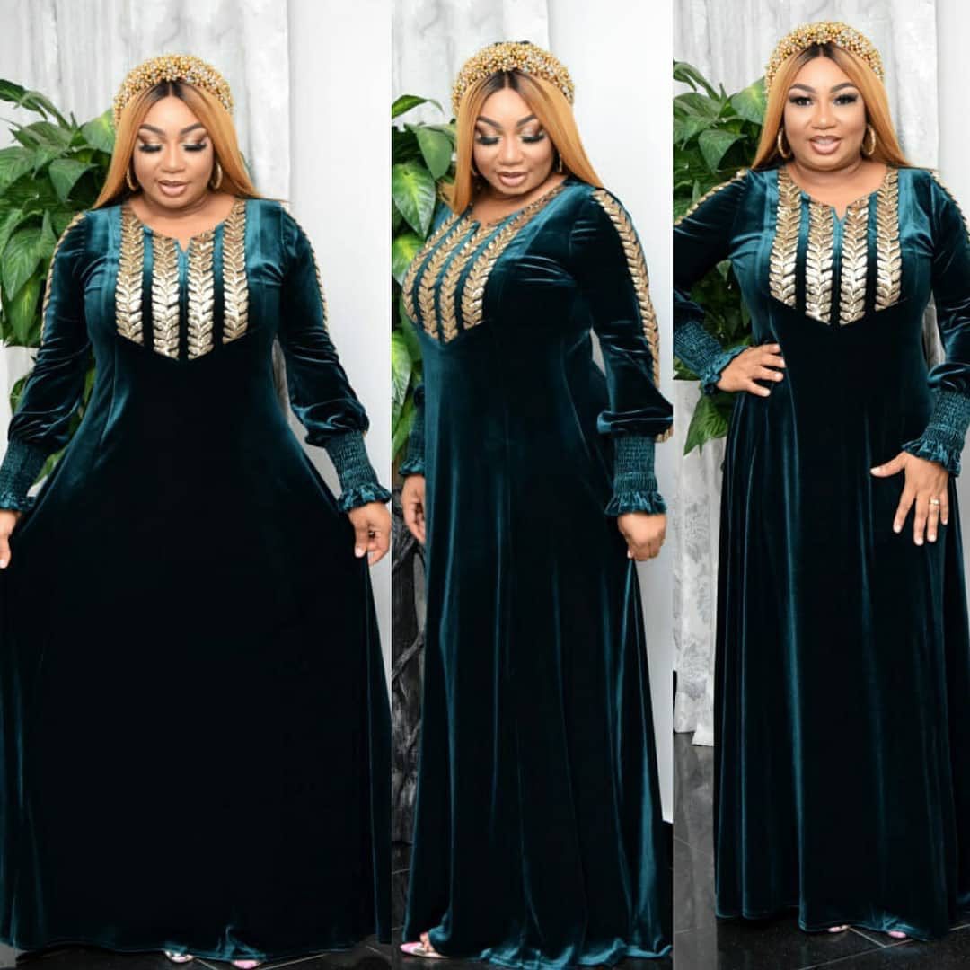 "MIRA MIRA" African Ethnic Clothing And Dress Gold Velvet Heavy Industry Ironing
